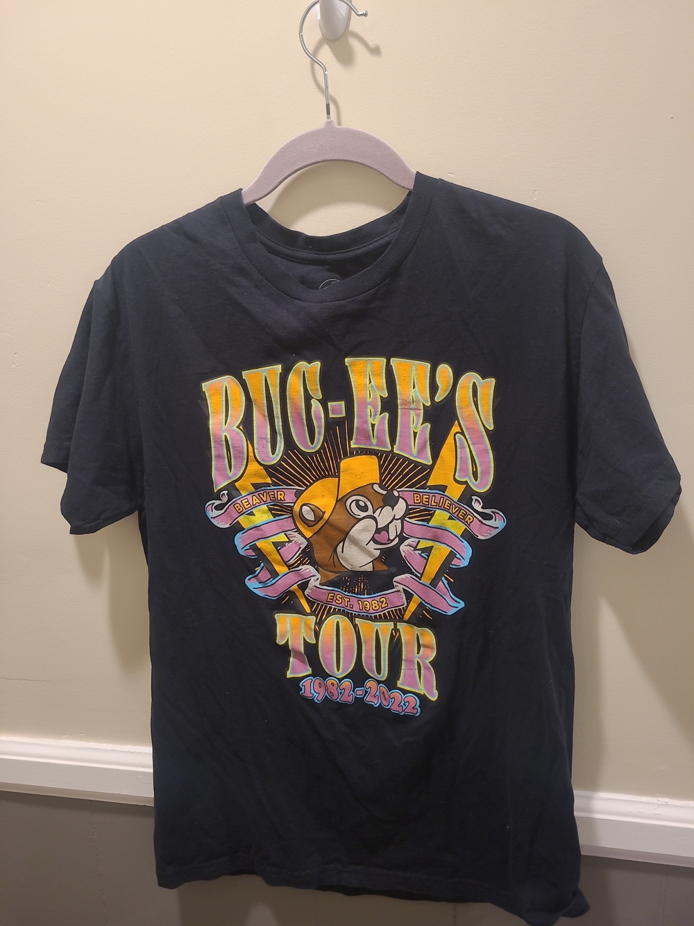Buc-ees Tour Mens T shirt Black Medium Graphic Print Short Sleeve 1982-2022